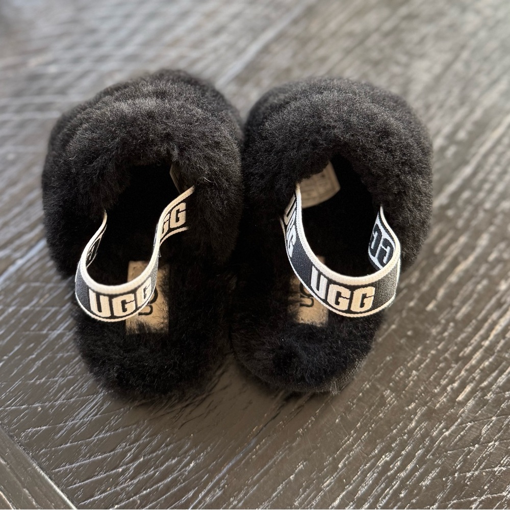 UGG Fluff Yeah Slides - Picture 2 of 4